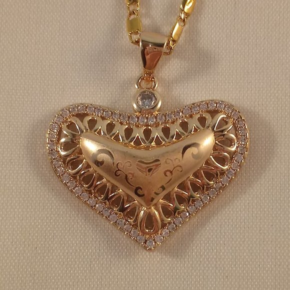 18K Yellow Gold Filled Luxury Heart Diamond Zircon Laser Carved Pendant Necklace - Picture 2 of 8
